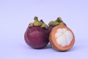 Mangosteen crates
